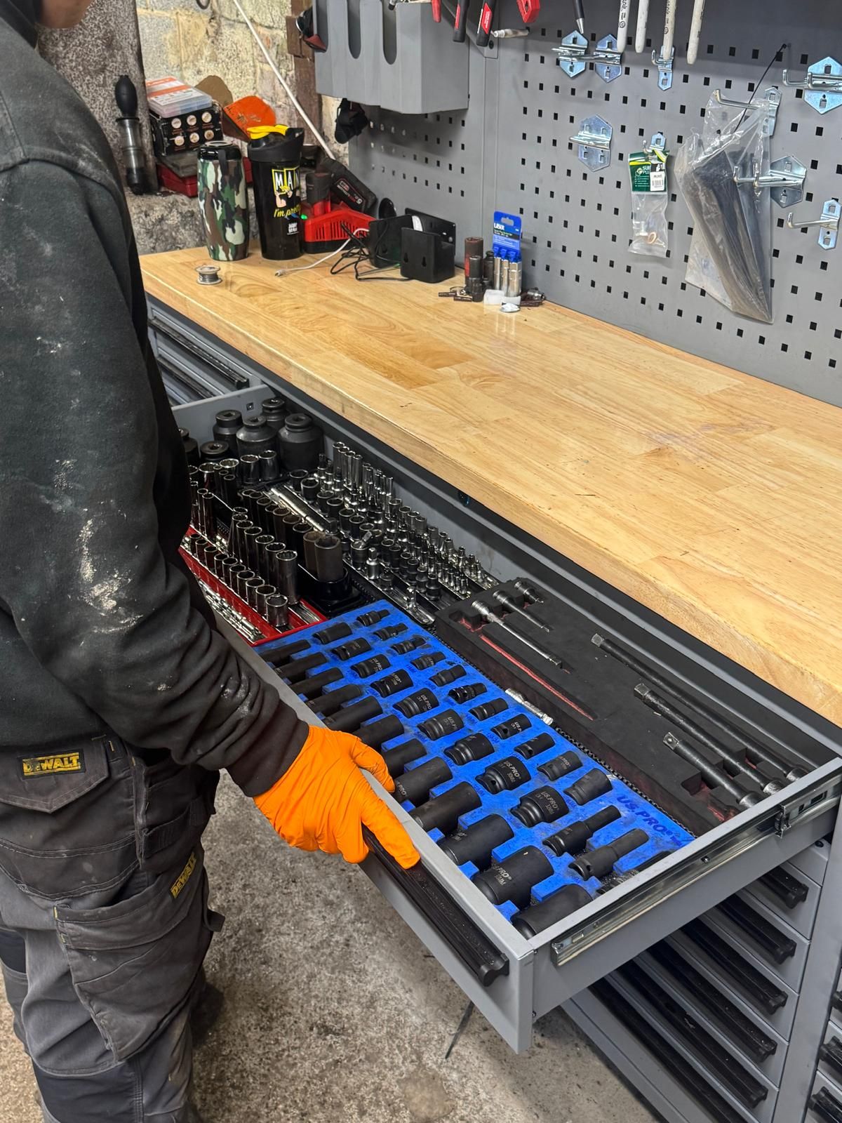 Fully organised socket and impact socket drawer in the Southern VSR workshop